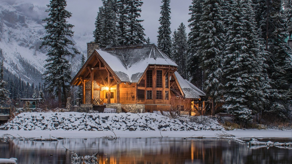 The 5 Best Cabins To Visit In America